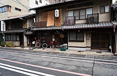 英雄联盟年度趣味统计，英雄竟阵亡470多亿次         